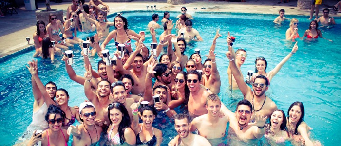 pool party para despedidas